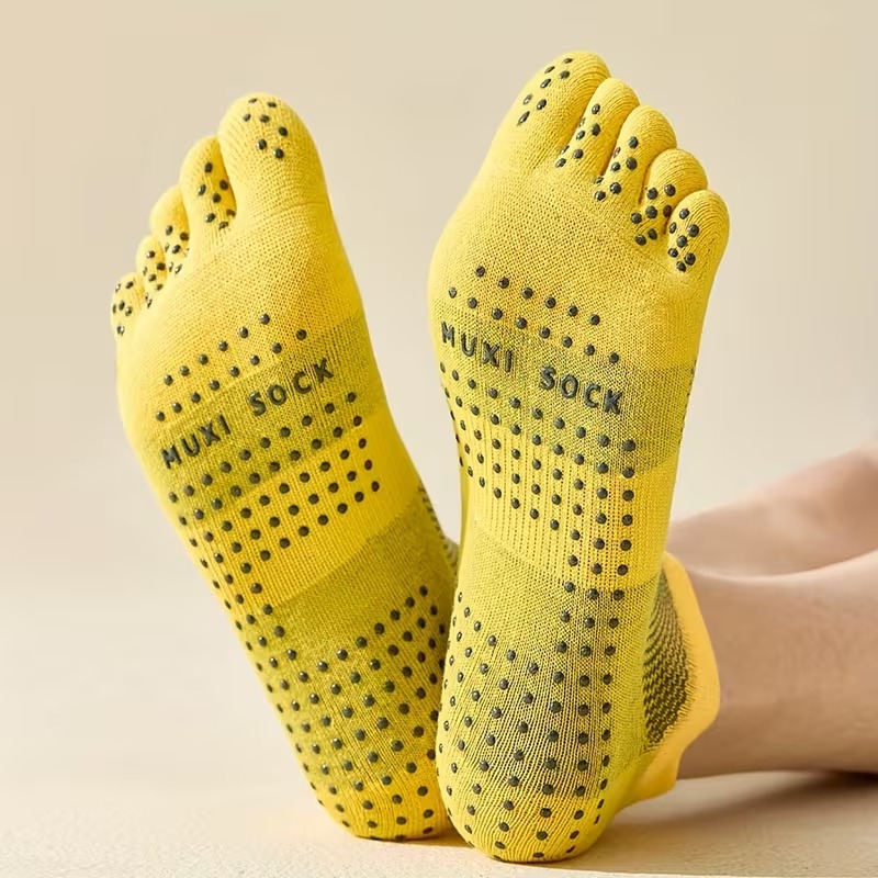 メンズ 3 足組つま先ソックス 滑り止めドットグリップソック - Grip Sock Yoga のレビューと価格