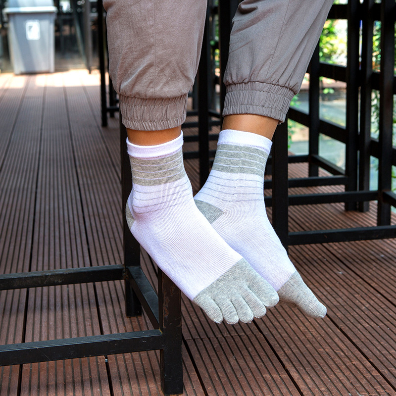 3/5足組 メンズ ファイブトゥ クルーソックス ソフトコッ - Toe Sock Split のレビューと価格